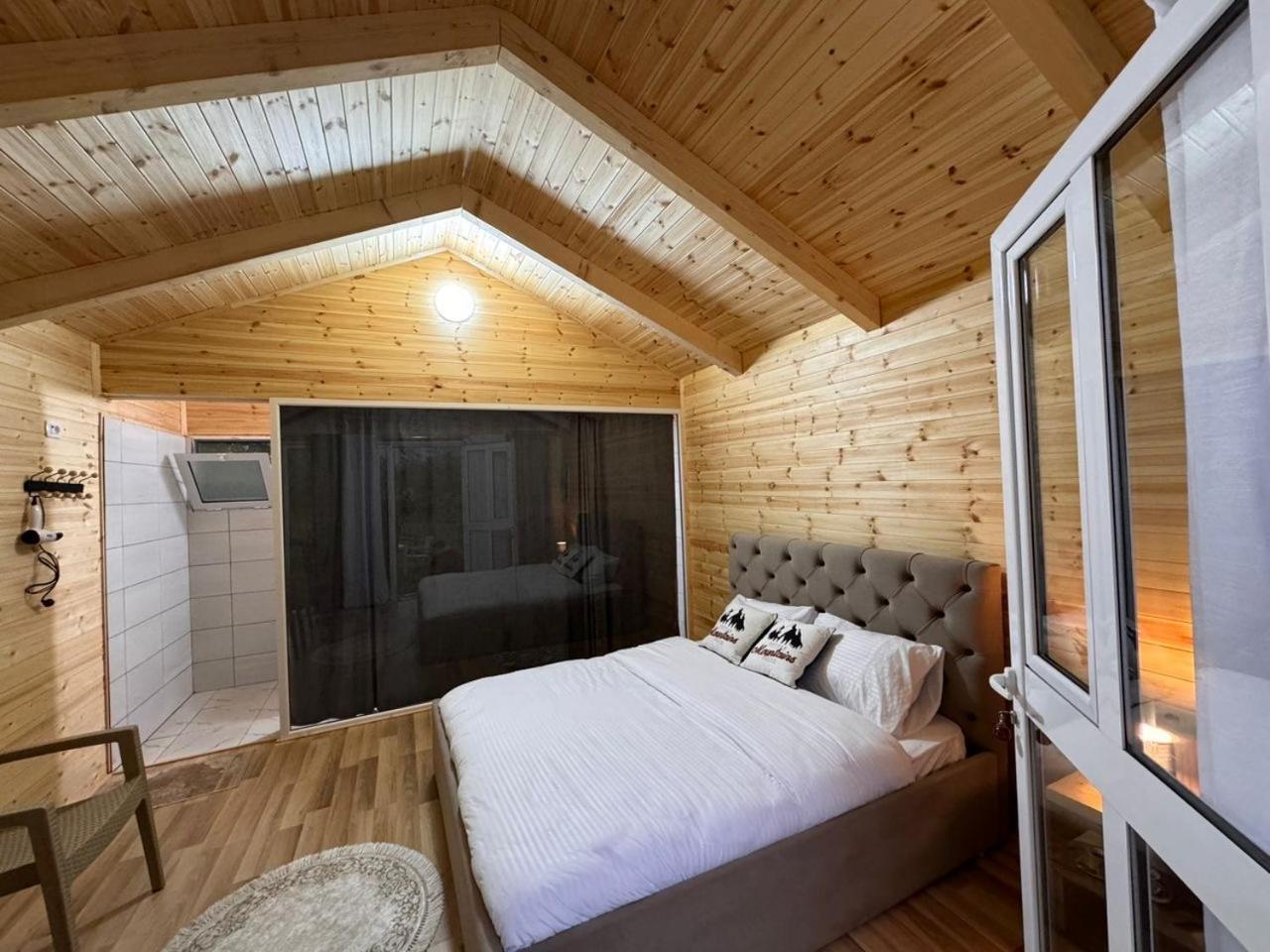 Thethi Mountain Villas ภายนอก รูปภาพ